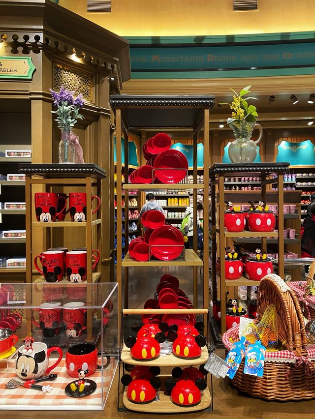 This is the paradise !!!! 💋🧸🚂🦴