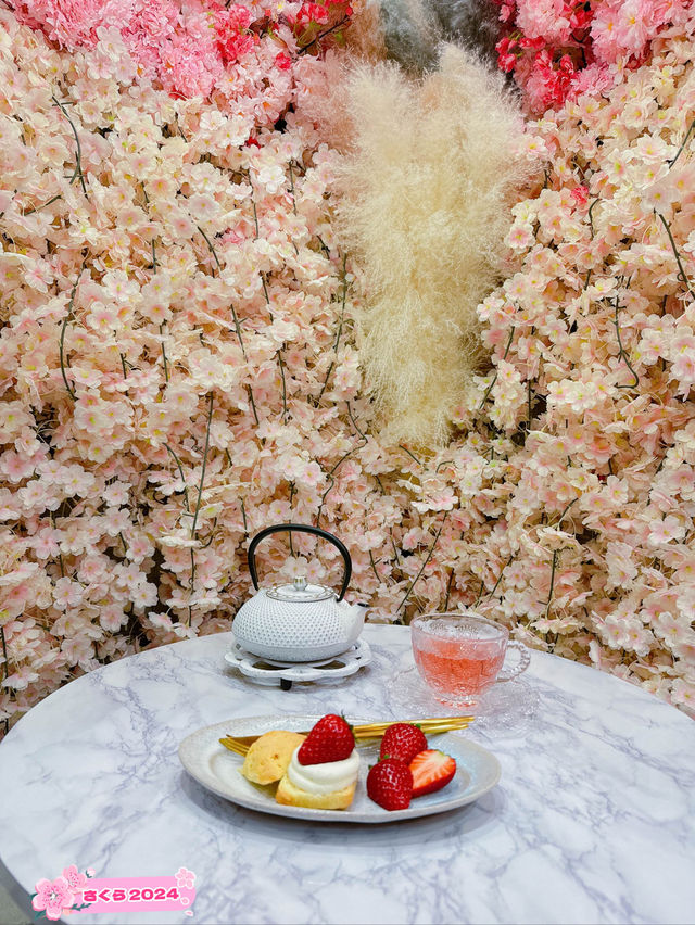 【大阪カフェ】蔵をリノベーション✨花に囲まれたフォトスタジオカフェ🌸