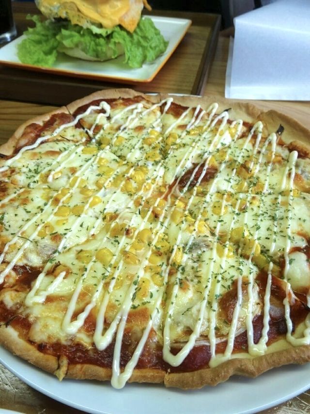 【長崎ランチ】大きな佐世保バーガーを楽しめるカフェ