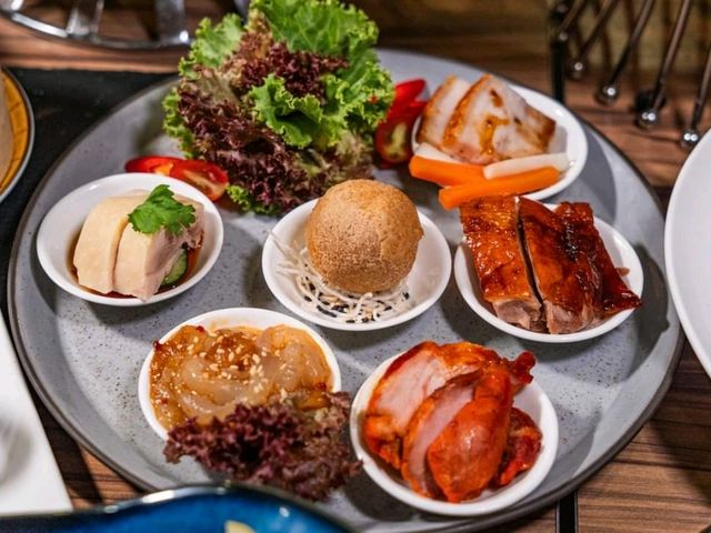 บุฟเฟต์ซีฟู้ดพรีเมี่ยมใจกลางประตูน้ำ