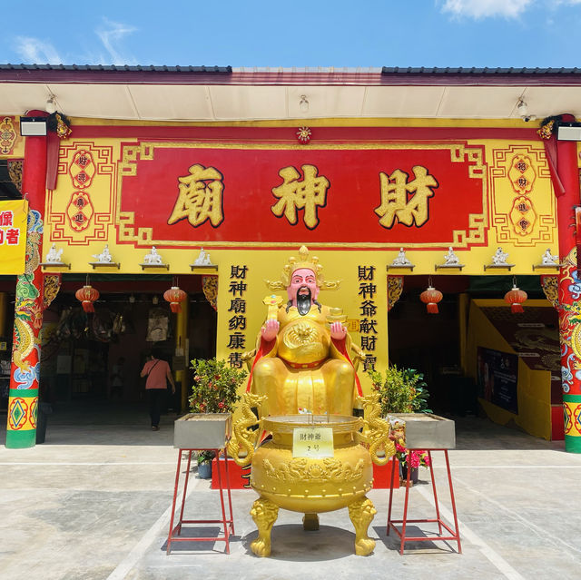 🛕Discover God of Wealth Temple in Bentong 🏞️