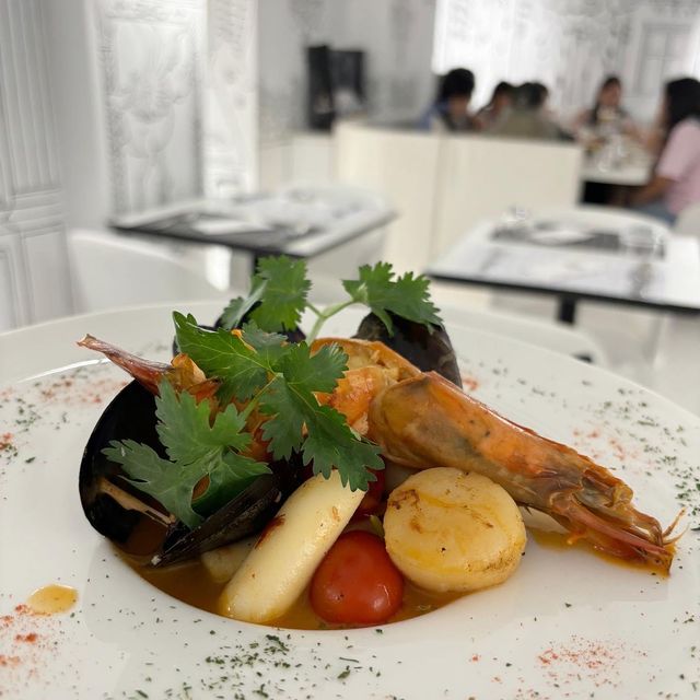Secret Garden風的餐廳，走進漫畫的世界