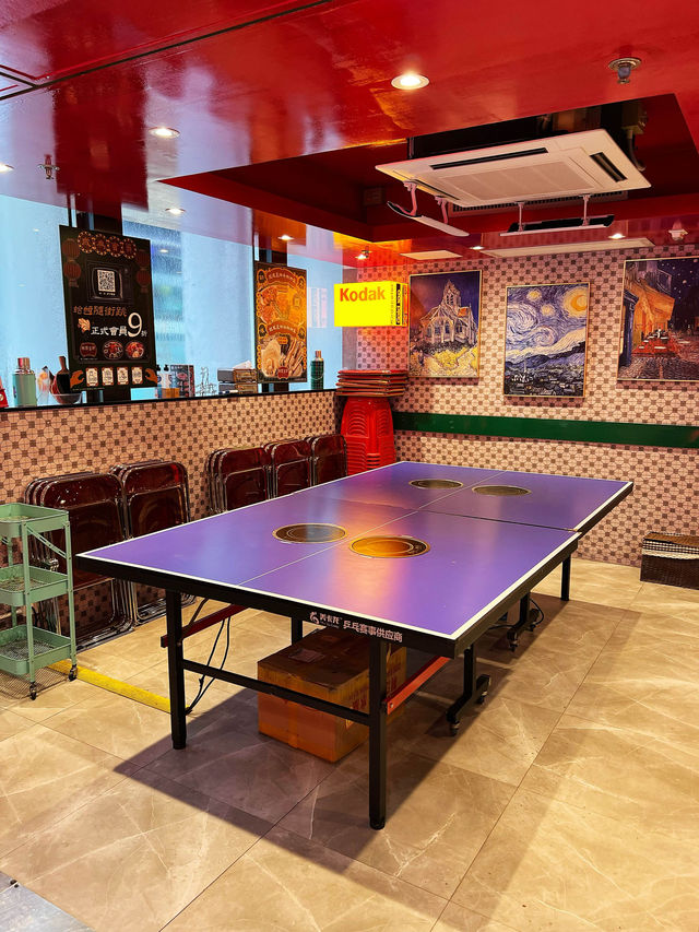 「香港情懷特色雞煲火鍋店，回味無窮！」