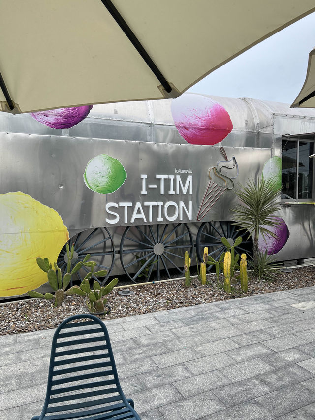 ITim Station ร้านไอศครีมที่ Huahin one