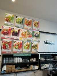 【福岡カフェ】フルーツ屋さんの旬のフルーツパフェが食べられるお店🍓🍑🍈