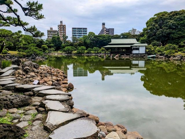日本東京-靜謐清幽的名石山水園邸：清澄庭園