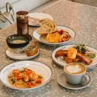 Praline Dining Room ถนนพรานนก - กาญจนาภิเษก