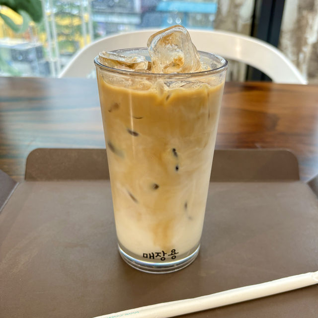 【韓国ソウル・明洞】明洞ショッピングの休憩におすすめ「THE NORTH FACE CAFE」