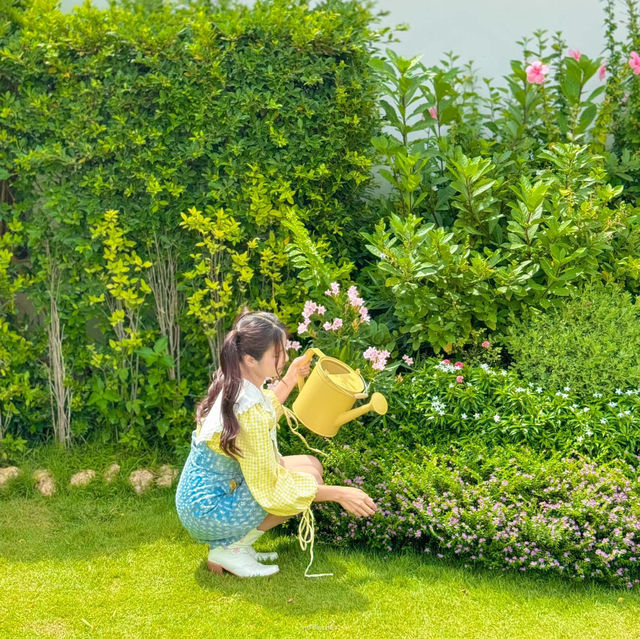 คาเฟ่ลับเขาใหญ่ ตั้งอยู่บนเนินเขา บรรยากาศดี