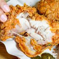 ไก่ทอดฟีลโฮมเมดย่านเจริญกรุงที่ต้องจองเท่านั้น