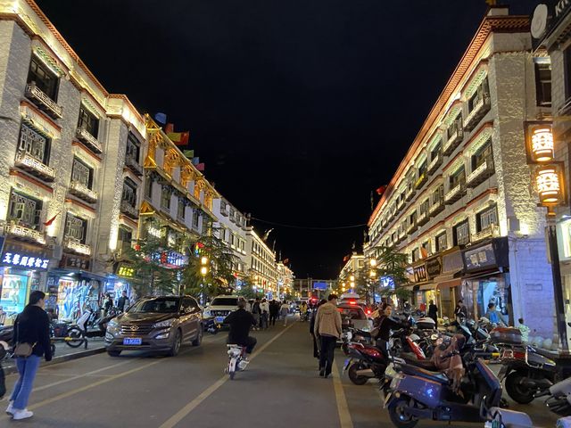 西藏八廓街～～好吃、好逛又好買的地方