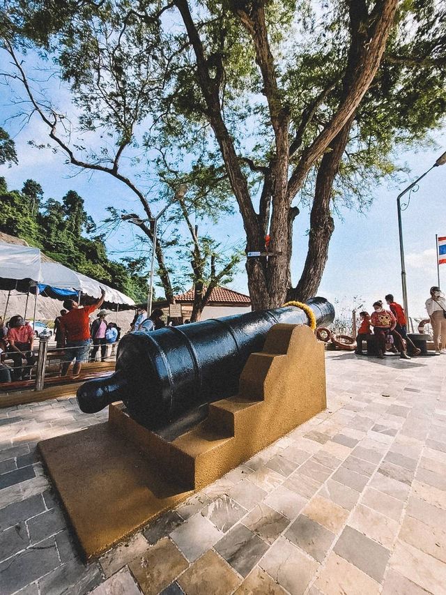ศาลกรมหลวงชุมพรเขตอุดมศักดิ์