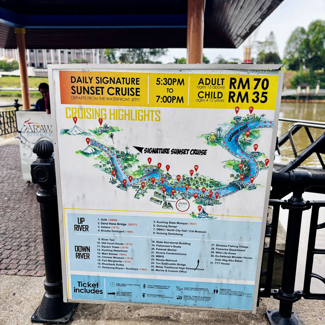 "Scenic Sarawak River Cruise: Explore Kuching's Waterfront and Historic Landmarks"