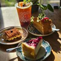 พามาหาคาเฟ่ชิลๆ ที่  Bros Cafe