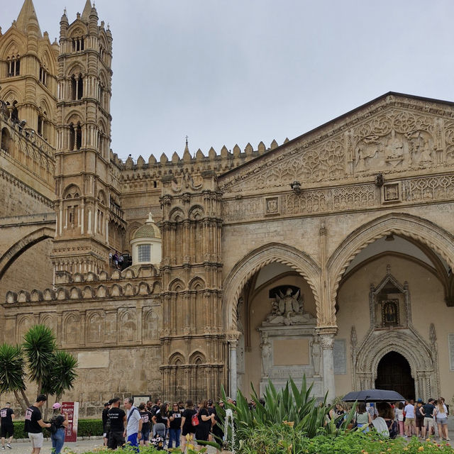 A Majestic Fusion of History and Architecture at Palermo Cathedral