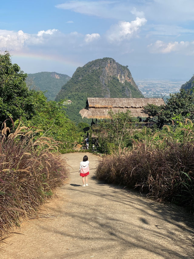 สวนคุณปู่ บ้านผาฮี้ |  จ.เชียงราย 🏡⛰️⛅️🧋