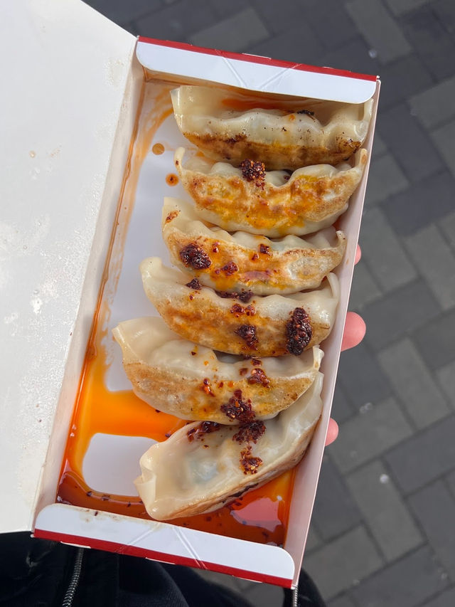 Osaka Ohsho ร้านเกี๊ยวซ่าชื่อดังย่านโดทงโบริ