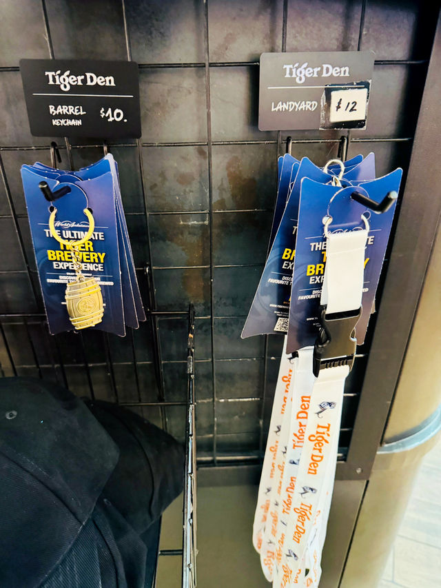 🇸🇬 Shopping in Changi Airport