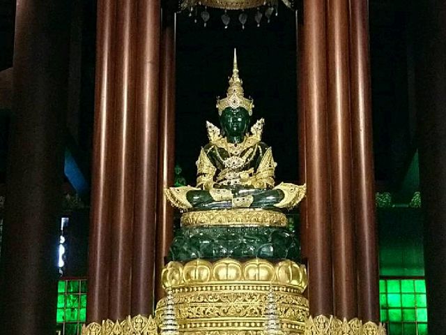 เดินเที่ยวในเมืองเชียงราย 2-3 ชม.