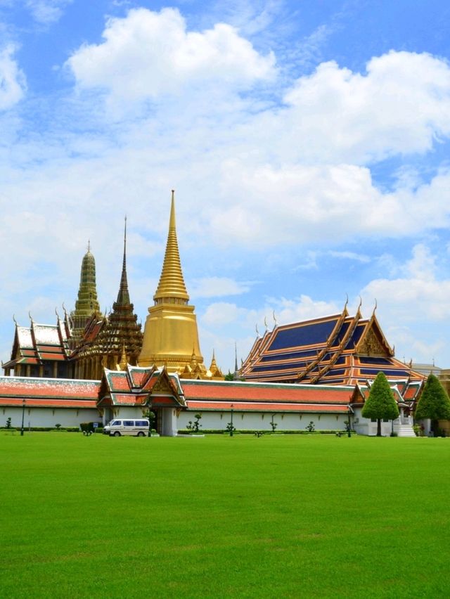 เที่ยวพระบรมมหาราชวัง & วัดพระแก้ว
