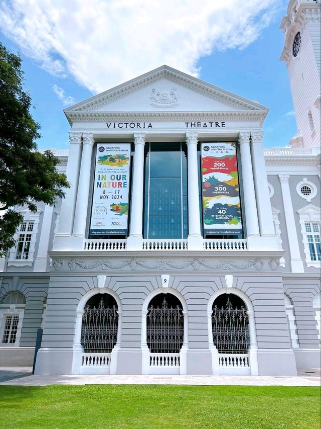 European Elegance in Singapore: The Fullerton Hotel, Victoria Theatre, and Anderson Bridge