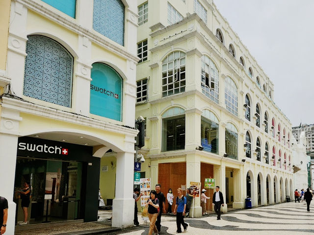 議事亭前地 — 澳門的文化心臟 議事亭前地 — 澳門的文化心臟