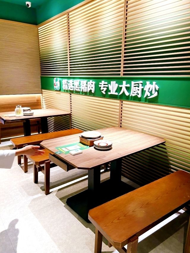 Popular Hunan Cuisine Fei Da Chu in Shenzhen