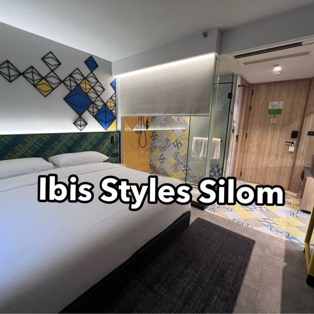 ที่พักใจกลางย่านสีลม 🛏️ 