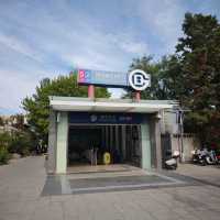 Experience local life in Beijing Beijing is "Hutong culture"