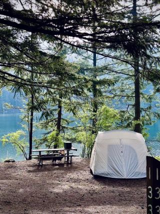 A wonderful camping in park ❤️