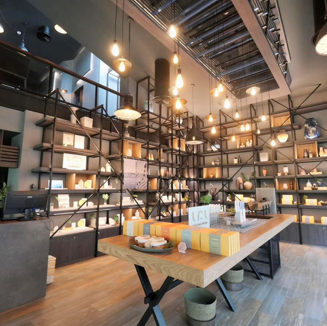 ผ่อนคลายร่างกาย ที่ร้านสปาชื่อดัง🧖🧖‍♀️