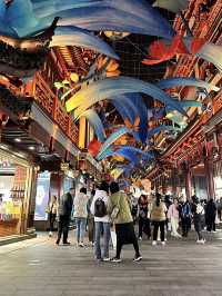 Yuyuan Old Street: Shanghai’s Nighttime Wonderland