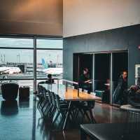 Go United Club Lounge before boarding