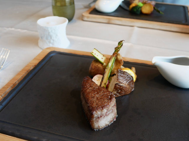 【愛知旅】蒲郡市のラグジュアリーホテルで飛騨牛鉄板焼きランチ