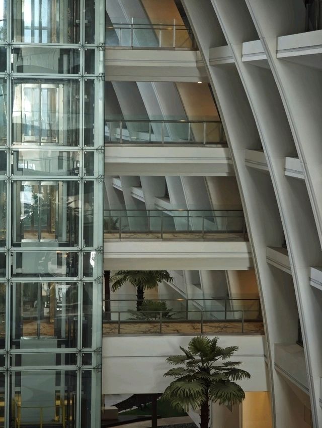 Hotel With Majestic Architecture Minutes from KLIA