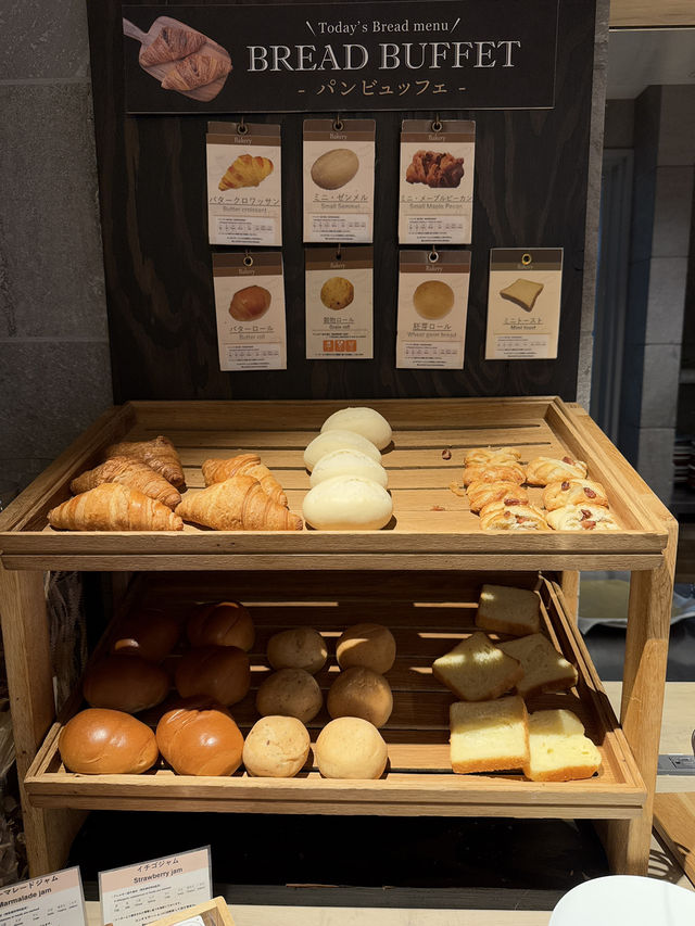 Breakfast buffet with Hokkaido ingredients🌽