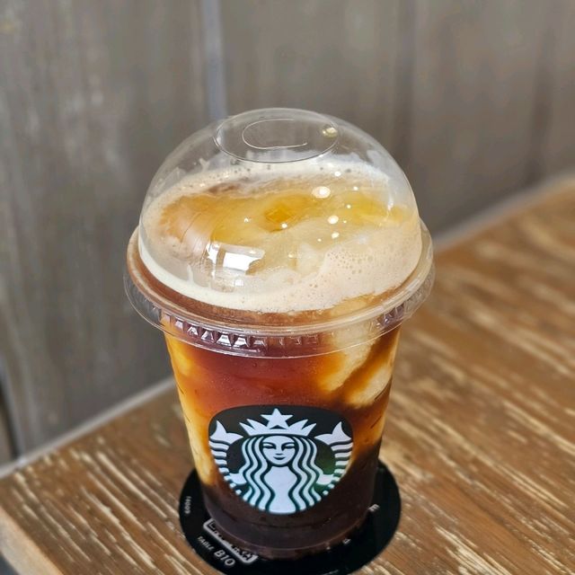 จิบกาแฟสตาบัคที่สวยที่สุดในเชียงใหม่