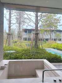 $1299入住粉紅色悅榕莊包4餐