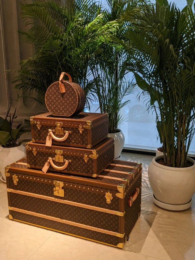 Louis Vuitton Fans Only!