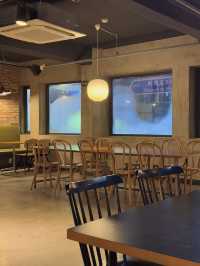 늦은 밤까지 카공하기 좋은 신당 카페☕️📚 