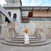โฉมใหม่คาเฟ่สุดปราสาทอลังการ