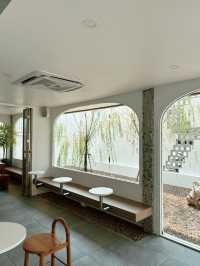 R House Café 