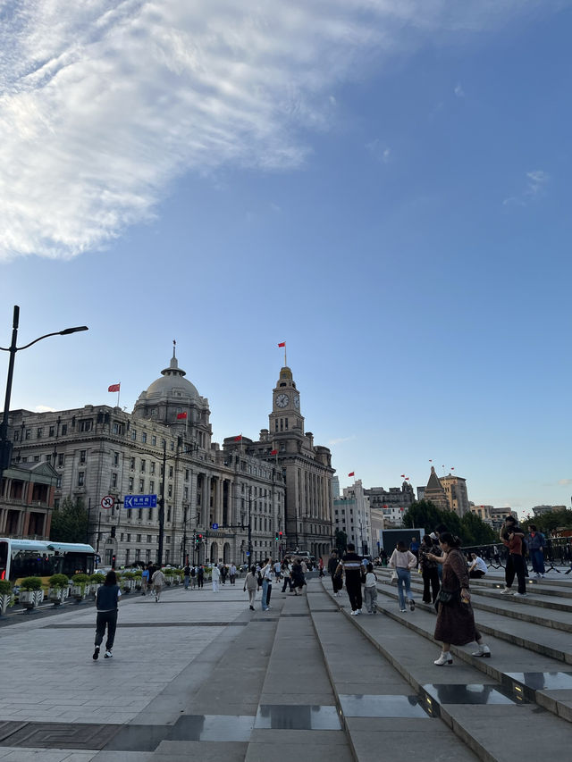 Serene Afternoon Stroll at Huangpu River