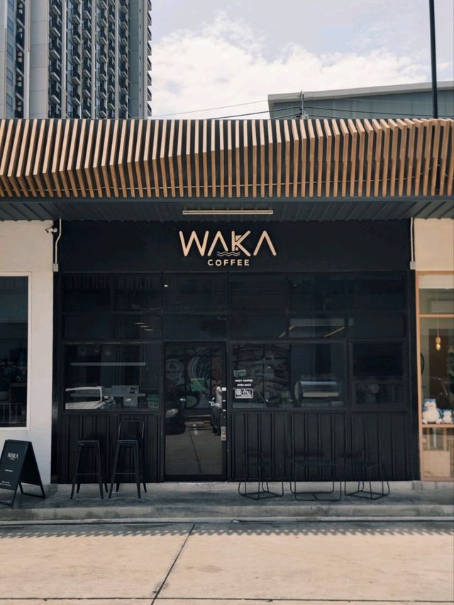 WAKA COFFEE ตลาดต้นสัก คอร์เนอร์ คาเฟ่สนามบินน้ำ