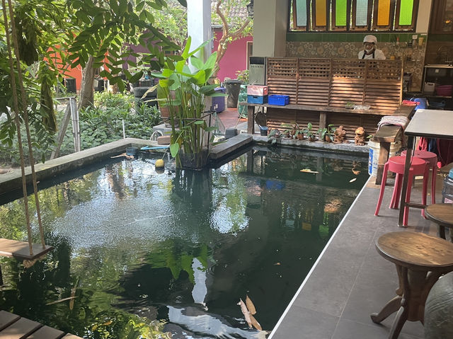 🌿 ร้านกาแฟใต้ถุนบ้าน กลางเมืองระยอง 🌿 