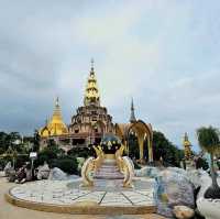 พระธาตุผาซ่อนแก้ว  ●เพชรบูรณ์●