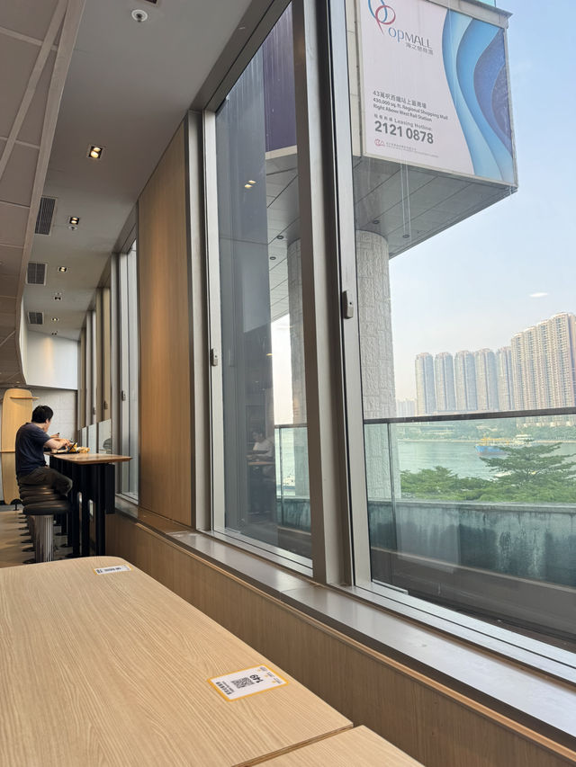 【香港】 正對海景麥當勞，值得你廿分留戀