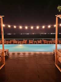 Chill Evening at Stella Seaside Lounge