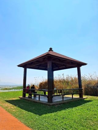 A Relaxing Day in Kunming