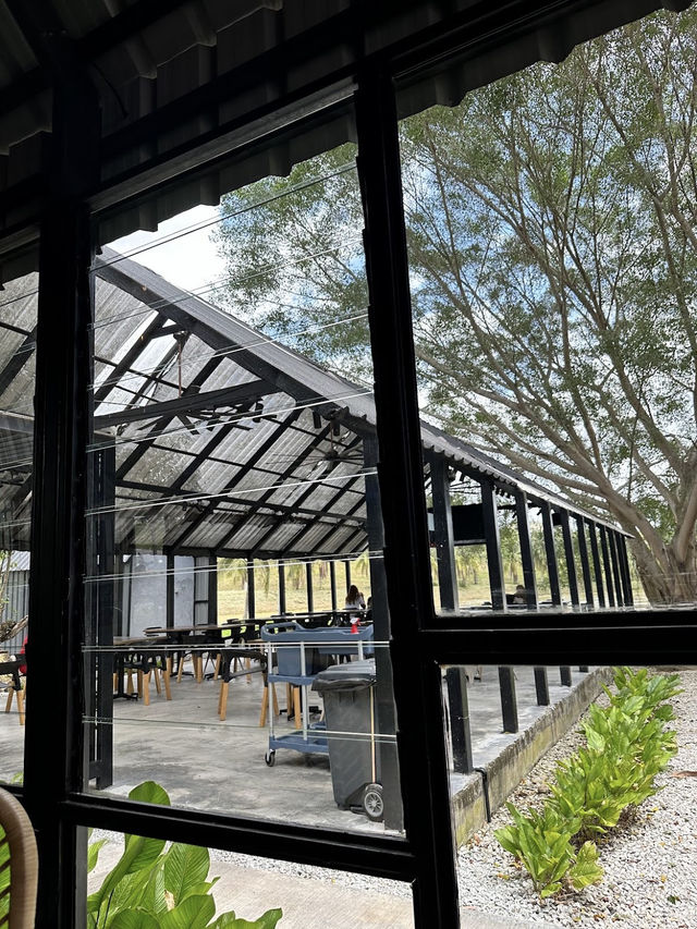 Charming Vibes at Likeside Cafe, Sepang